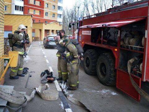 В Королеве тушат пожар в промзоне на площади 150 «квадратов» Новости Королёва 